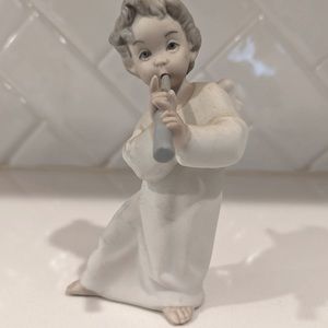 Lladro Boy Angel with Blue Flute #4540 Retired